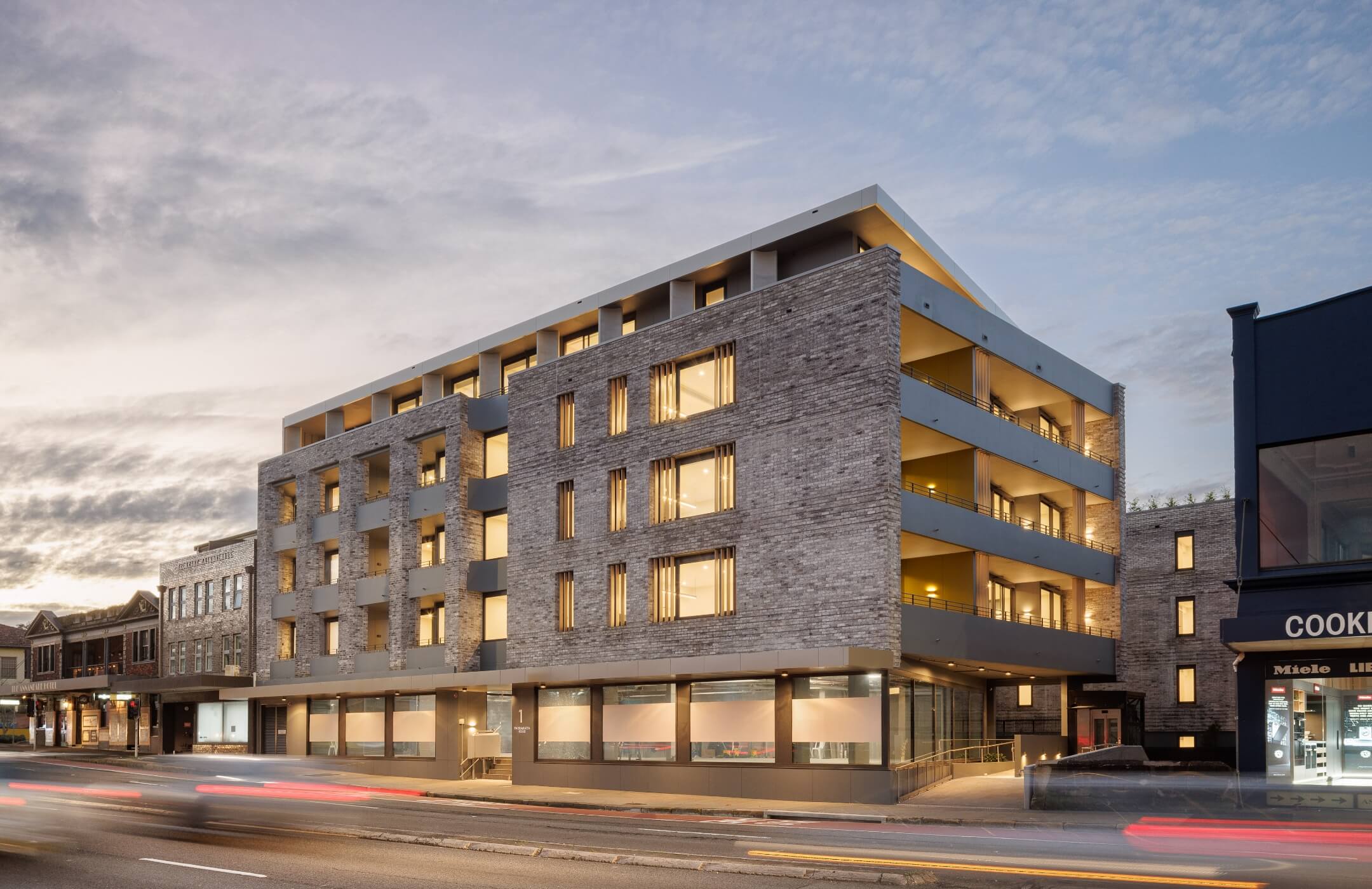 Ceerose_AbbiesLane_01_Mobile